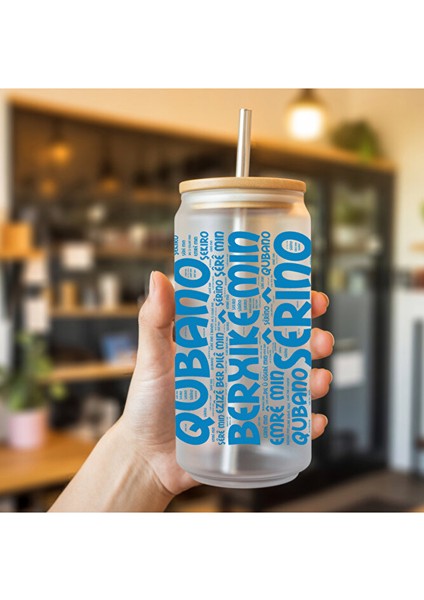 Kürtçe Erkek Çocuklara Özel Sevgi Sözcükleri Yazan Pipetli Su Süt Meyve Suyu Cam Suluk (600 Ml)