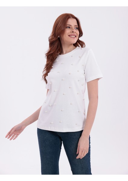 Inci Işlemeli Normal Kalıp Beyaz Basic T-Shirt fırsatları
