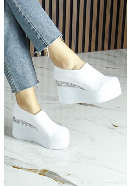 Lumi Beyaz Streç Yuvarlak Burun Taşlı Gizli Dolgu Topuklu Günlük Ayakkabı modelleri