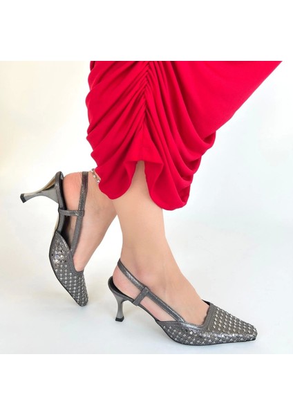 Sione Platin Cilt Topuklu Ayakkabı fırsatları