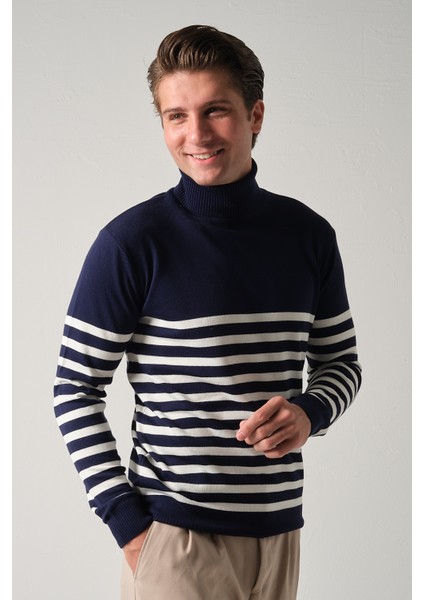 Erkek Boğazlı Çizgili Triko Kazak fiyatları