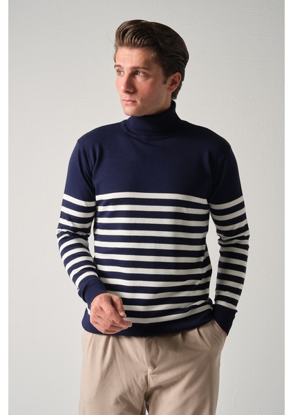 Erkek Boğazlı Çizgili Triko Kazak indirimleri