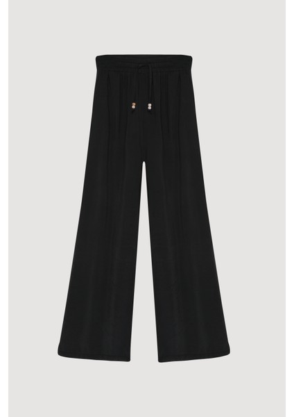 Bağcık Detaylı Pantolon