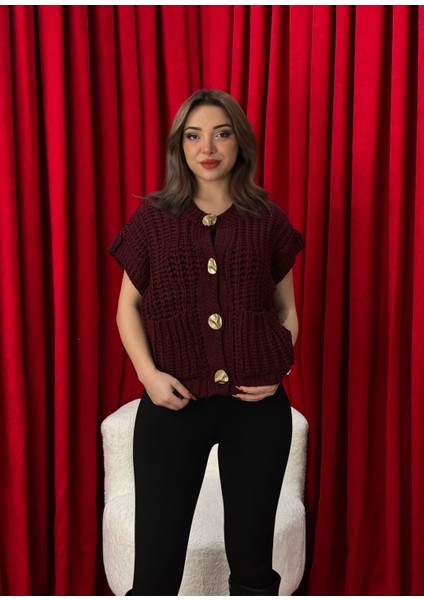 Örgülü Önü Düğmeli Oversize Kolsuz Triko Yelek fırsatları