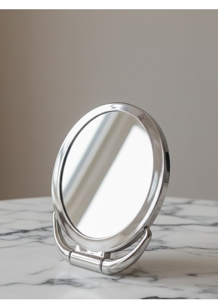 Pratik Makyaj Aynası