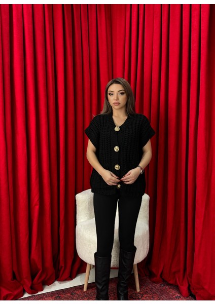 Örgülü Önü Düğmeli Oversize Kolsuz Triko Yelek fiyatları