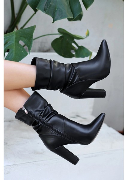 Erita Siyah Cilt Topuklu Çizme modelleri