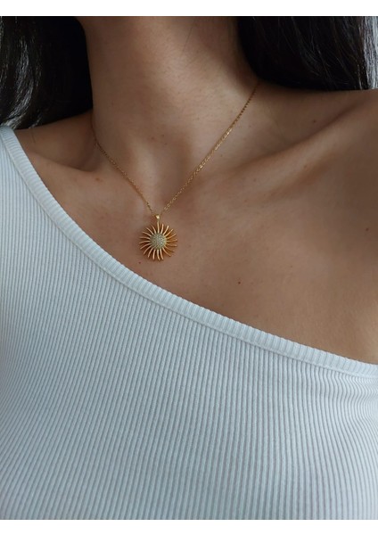 Kadın Gold Zirkon Taşlı Güneş Kolye