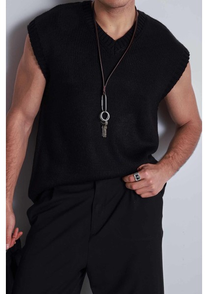 Erkek Oversize V Yaka Triko Süveter Siyah fiyatları