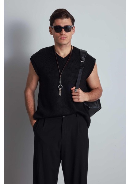Erkek Oversize V Yaka Triko Süveter Siyah modelleri