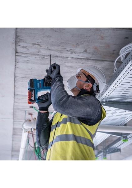 Professional Gsr 18V-45 + Gws 18V-8 + Gbh 18V-22 3X18V 4.0AH Akülü Kombo Kit - 0615A5007L