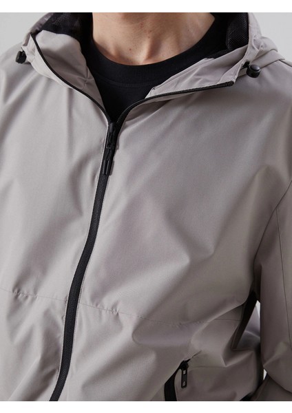 Xsıde Bej Standart Kalıp Kapüşonlu Erkek Yağmurluk modelleri