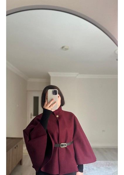 Kadın Gold Düğme Detaylı Kemerli Panço fırsatları