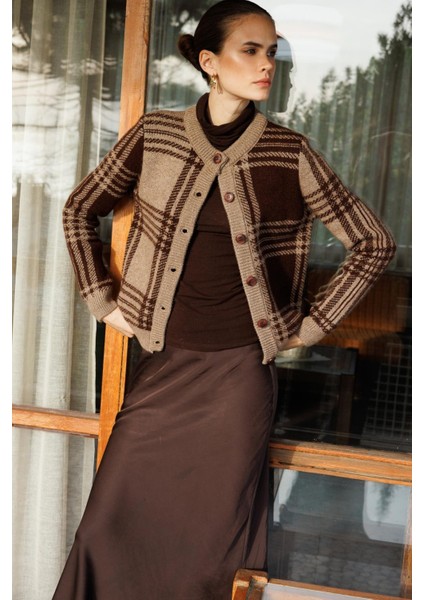 7000 Kadın Kareli Örgü Triko Hırka Vizon fiyatları