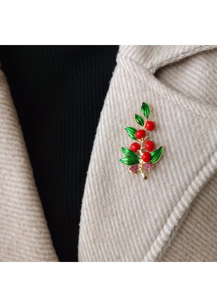 Şans ve Bereket Simgesi Kokina Broş-Mineli Kırmızı Yeşil Yılbaşı Temalı Lüks Kadın Yaka Iğnesi