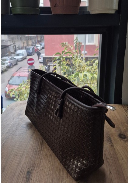 Kadın Acı Kahve Örgü Dokulu Büyük El ve Omuz Çantası