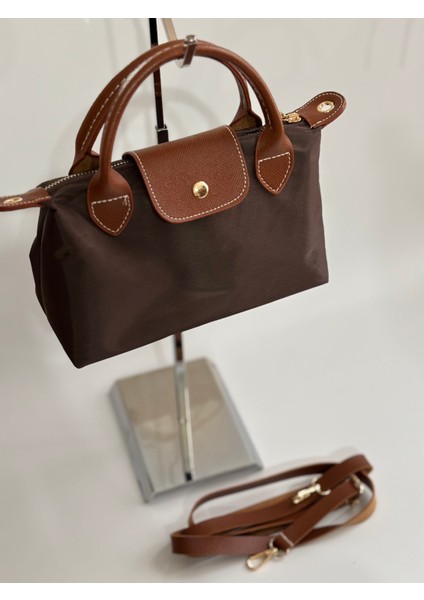 Kahve Paraşüt Kumaş Taba Saplı El ve Omuz Çantası fırsatları