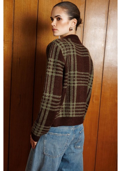 7000 Kadın Kareli Örgü Triko Hırka Kahve