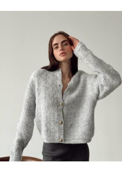 Gri Havlu Dokulu Kalın Kadın Hırka