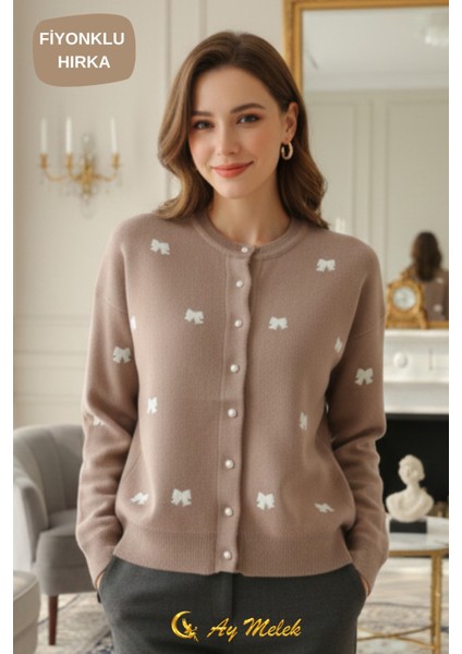 Kadın Triko Hırka Düğmeli Bisiklet Yaka Kısa Fiyonk Detaylı Hırka indirimleri