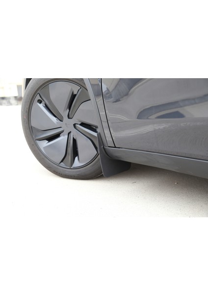 Tesla Model Y Juniper Çift Materyallı Premium Çamurluk, Paçalık Seti, fiyatları