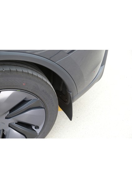 Tesla Model Y Juniper Çift Materyallı Premium Çamurluk, Paçalık Seti, indirimleri