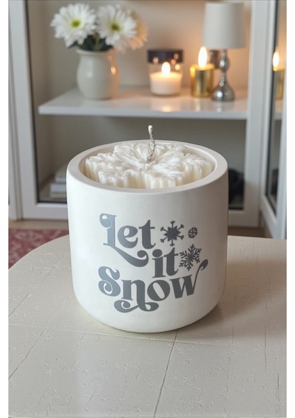 Let It Snow Beton Kap Soya Mum – Vanilla & Coconut Kokulu, Dekoratif Yılbaşı Temalı Mum