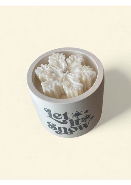 Let It Snow Beton Kap Soya Mum – Vanilla & Coconut Kokulu, Dekoratif Yılbaşı Temalı Mum modelleri