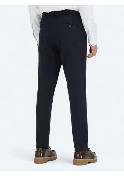Lacivert Dokuma Jogging Fit Casual Pamuk Karışımlı Pantolon indirimleri