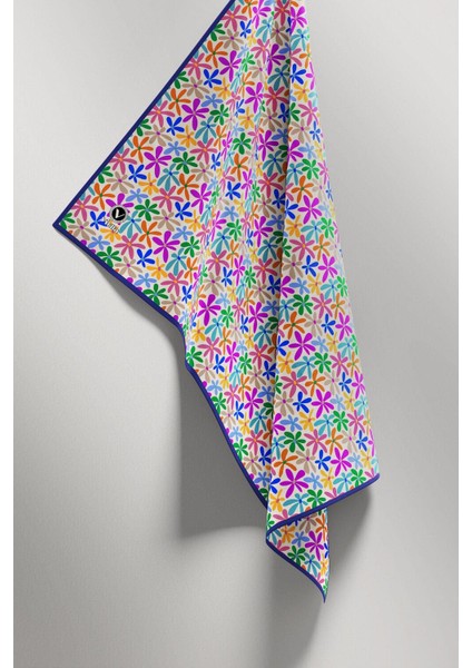 Kristal Çiçek Desenli Lacivert Renkli 90X90 Eşarp (Ipek Içermez) Dikim Şekli : El Dikişi fırsatları