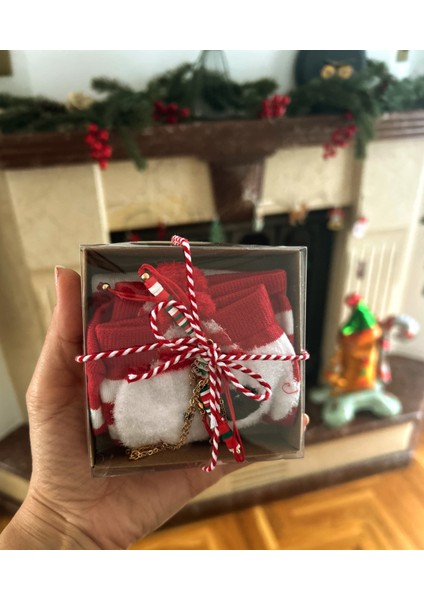 Yılbaşı Hediyesi Çorap Kolye ve Bileklik fırsatları