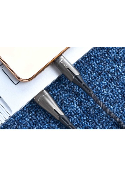 Siyah Lightning Focus USB Kablo modelleri