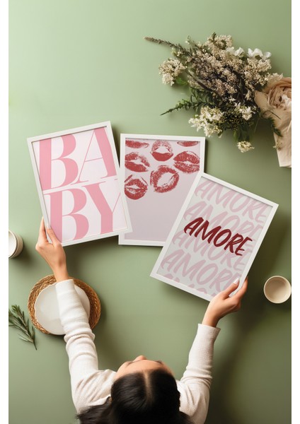 Beyaz Çerçeveli 3’lü Tablo Seti, Baby & Amore – Pembe Tonlar, Yatak Odası Set No: 30001 modelleri