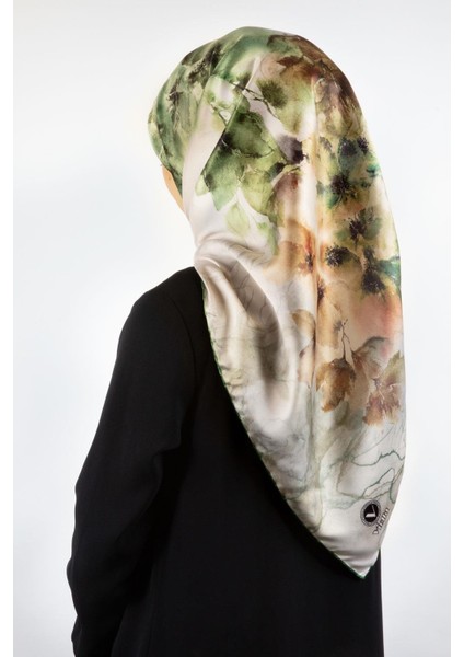 Kirstal Sulu Boya Çiçek Desenli Zümrüt Yeşili Renkli 90X90 Eşarp (Ipek Içermez) Kenar Dikiş Şekli El Dikişli