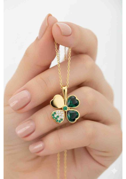 925 Ayar Gümüş Yeşil Taşlı Ters Yonca Kolye