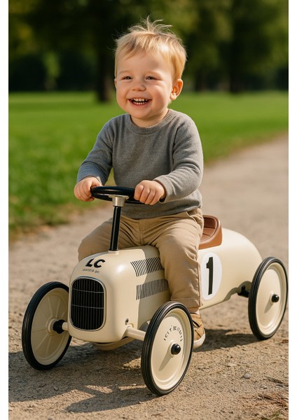 Vintage Metal Klasik Çocuk Arabası Fildişi Renk Sessiz Tekerlek Deri Görünümlü Koltuk