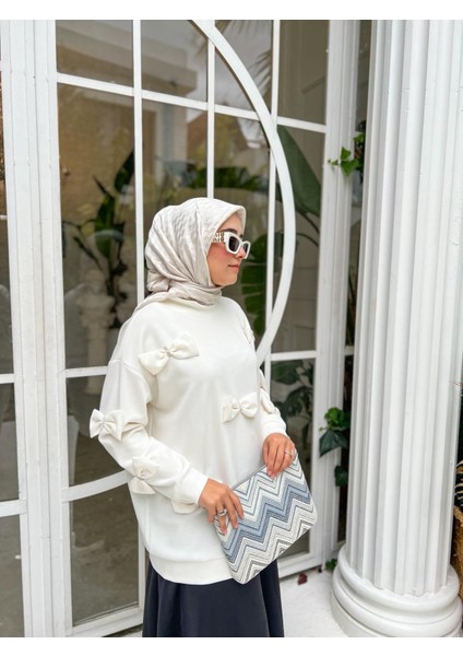 Kurdele Detaylı Tunik