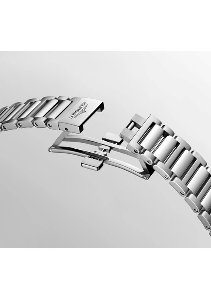 L38304526 Longines Conquest Erkek Kol Saati L3.830.4.52.6