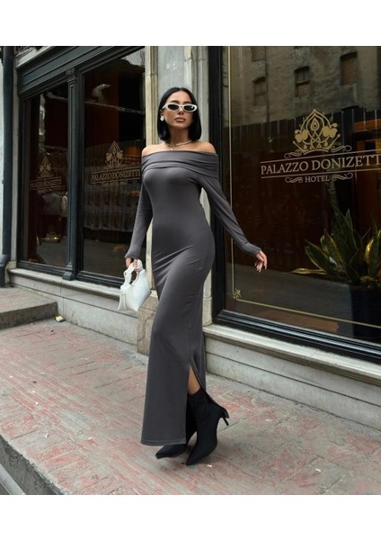 Kadın Gri Madonna Yaka Yırtmaçlı Elbise