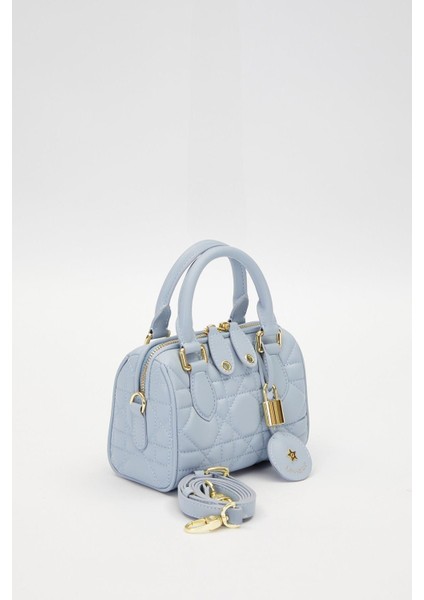Mavi Kilit Aksesuar Detaylı El Çantası fiyatları