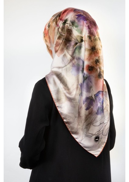 Rayon Sulu Boyalı Çiçek Desenli Taba Renkli 90X90 Eşarp (Ipek Içermez) Dikim Şekli : El Dikişi