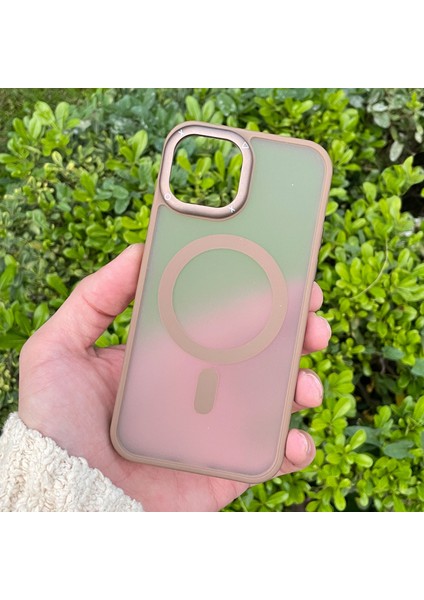 Apple iPhone 12/12 Pro Kılıf Magsafe Wireless Şarj Özellikli Kamera Detaylı Mat Silikon Kapak fiyatları