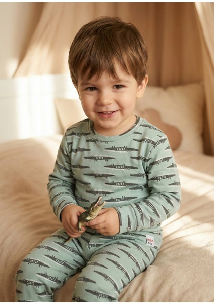 Sevimli Timsah Desenli Pamuk Erkek Çocuk Pijama Takımı – Nefes Alan, Rahat Kumaş modelleri