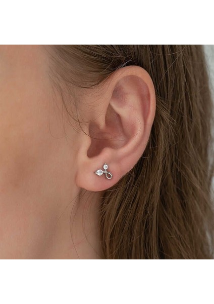 ​gümüş Zirkon Taşlı Çivili Bayan Küpe fiyatları