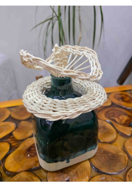 El Yapımı Rattan Çiçek Detaylı Mini Seramik Vazo – Dekoratif Boho Obje modelleri