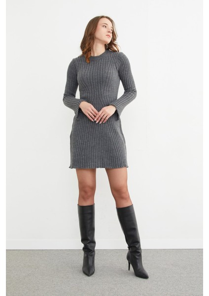 Basic Kol Detaylı Triko Mini Elbise fiyatları