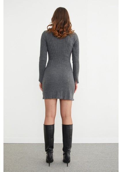 Basic Kol Detaylı Triko Mini Elbise fırsatları