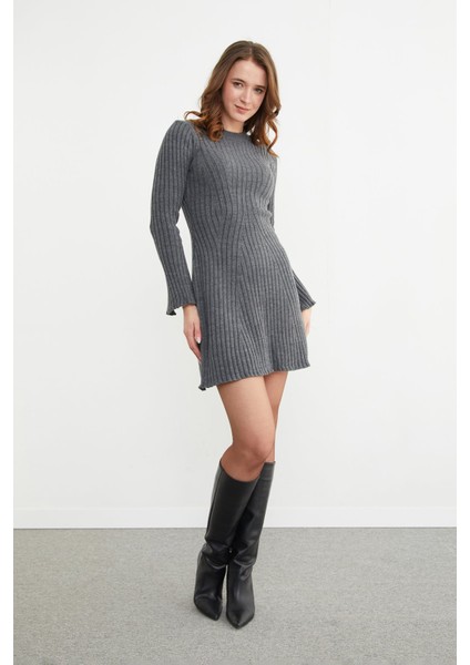 Basic Kol Detaylı Triko Mini Elbise