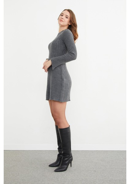 Basic Kol Detaylı Triko Mini Elbise