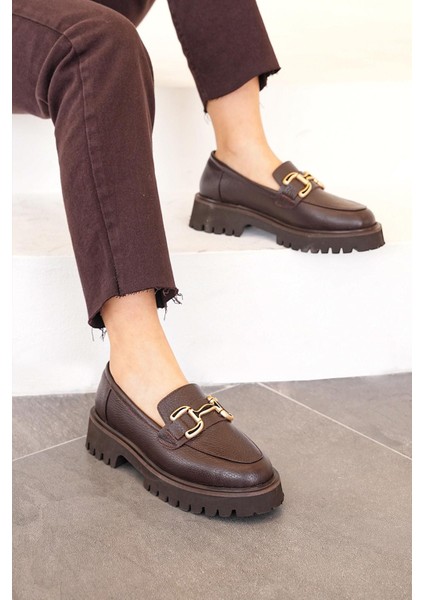 TERESA İTHAL TOKA DETAYLI HAKİKİ DERİ LEOFER KADIN GÜNLÜK AYAKKABI KAHVE indirimleri